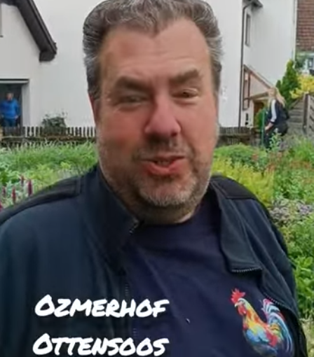 Schrebergarten Halbprofis, schrebergarten, tutorial, garten, gärtner, kleingarten, kleingärtner, youtube, halbprofis, gartenzeit, gardendesign, gardenliving, projektschrebergarten, gartentipps, gartenliebe, gaycouple, Gartentipps, gaygarden, parzelle, vlog, gartenvlog, Gartensendung, Garten Produkttests, Gartenrundgang
